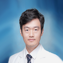 유형원 교수